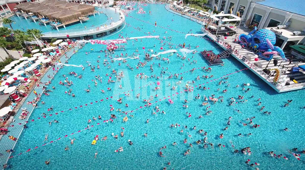 Granada'dan eşsiz Zafer Bayramı kutlaması