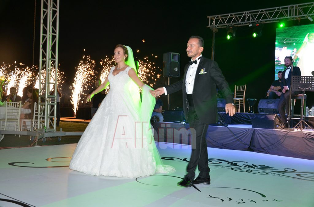 Mutluluklarını evlilikle taçlandırdılar