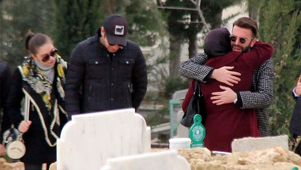 dogulu-aılesının-acı-gunu-magazın-album dogulu-aılesının-acı-gunu-magazın-album