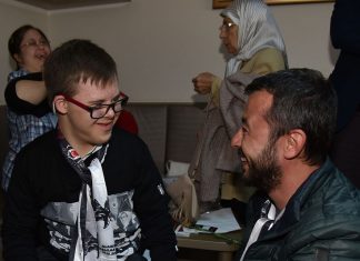 Alanya Beşiktaşlılar Derneği Başkanı Sadık Dizdaroğlu, Down Sendromlu çocuklar ile buluştu