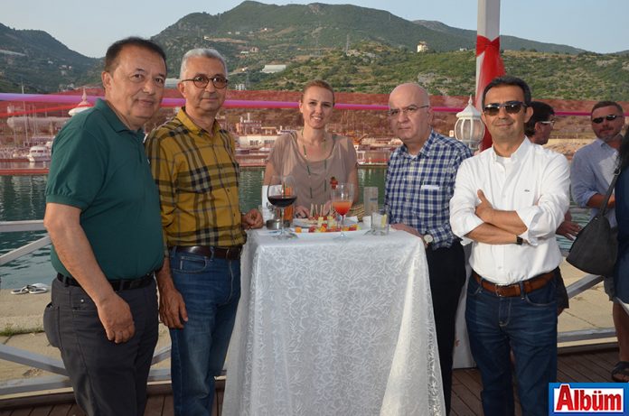 Alany Marina Yat Yönetimi sezon açılışına özel kokteyl düzenledi Alany Marina Yat Yönetimi sezon açılışına özel kokteyl düzenledi