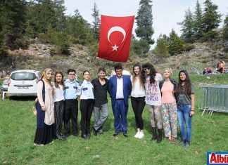 Alanya Sokak Tiyatrosu Dere Köyü Susuz Yaylası 3. Lale Şenliği
