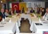 Lions 118-R Yönetim Çevresi Genel Yönetmeni Cahit Kişioğlu ve Alanya Lions üyeleri Kaptan Otel'de yemekte buluştu.