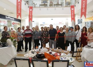 Sırdaki Çiçekler Sanat Atolyesi Alanyum'da sergi açtı