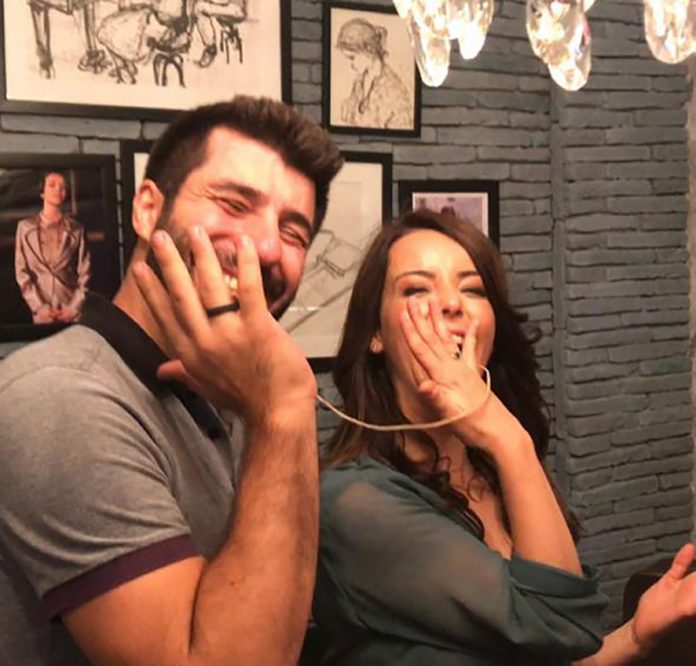 Nursel nişanlandı Nursel nişanlandı