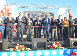ALKÜ’de görkemli tören