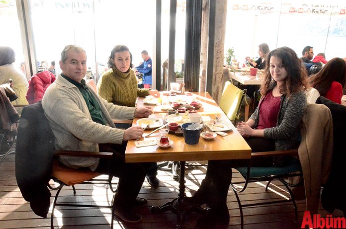 Güneşin tadını Leman'da çıkardılar Güneşin tadını Leman'da çıkardılar