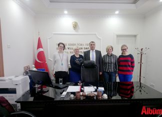 Alanya Polonyalılar Kültür ve Dostluk Derneği'nin yeni yönetim kurulu Alanya Kaymakamı Mustafa Harputlu'yu ziyaret etti.