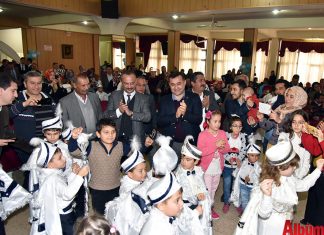 Geçtiğimiz hafta Alanya Belediyesi tarafından Tevfik Hoca Evi Polikliniği’nde düzenlenen ücretsiz sünnet hizmetinden faydalanan çocuklar ve aileleri için Belediye ve Alanya Ülkü Ocakları iş birliğinde sünnet şöleni düzenlendi.