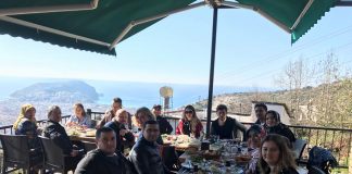 Sistem OSGB (Ortak Sağlık ve Güvenlik Birimi) çalışanları, geçtiğimiz pazar keyifli bir kahvaltı etkinliğinde bir araya gelerek yeni hafta öncesi stres attı.