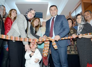 Alanya Belediyesi, Alanyalı kadınların yanı sıra şehirde yaşayan bütün farklı ülke kadınlarını, ‘8 Mart Dünya Kadınlar Günü’ne özel hazırladığı sergide buluşturdu. Yerli ve yabancı ülke kadınlarının el sanatları ürünlerinin yer aldığı serginin açılışını Belediye Başkanı Adem Murat Yücel, eşi Yıldız Yücel ile birlikte gerçekleştirdi.