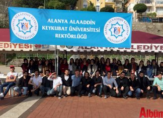 Alanya Alaaddin Keykubat Üniversitesi (ALKÜ) Öğrencileri düzenledikleri sosyal sorumluluk projeleri ile takdir toplamaya devam ediyor.