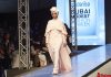Kenya’daki Birleşmiş Milletler mülteci kampından moda dünyasının en ünlü top modellerinden biri olma hikâyesiyle ilgi çeken dünyanın ilk tesettürlü top modeli Halima Aden Modanisa için Türkiye’ye geliyor.