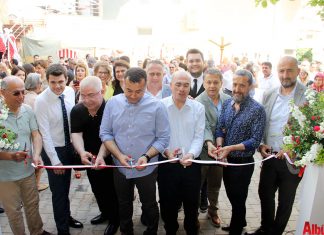 Avukat Efe Öner Sına ve Çağan Alaettinoğlu’nun avukatlık bürolarının açılışı gerçekleştirildi.