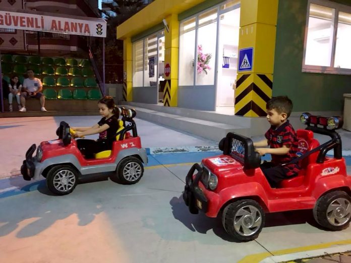 Trafik Eğitim Parkı çocukların vazgeçilmezi oldu Trafik Eğitim Parkı çocukların vazgeçilmezi oldu