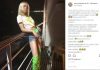 Sosyal medyayı aktif kullanan ünlülerden olan Aleyna Tilki, sesinin güzelliği yanında giyim tarzıyla da takipçilerini peşinden sürüklemeye devam ediyor. Tilki yeşil botlarıyla sosyal medyada gündem oldu.