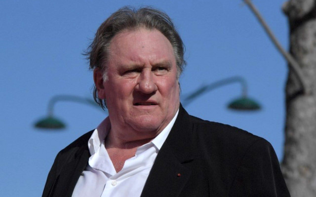 dunyaca-unlu-oyuncudan-surpriz-cikis-turk-11237834_2831_m Gerard Depardieu