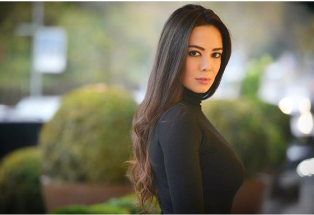 Merve Sevi'den kuliste ilginç paylaşım Merve Sevi'den kuliste ilginç paylaşım