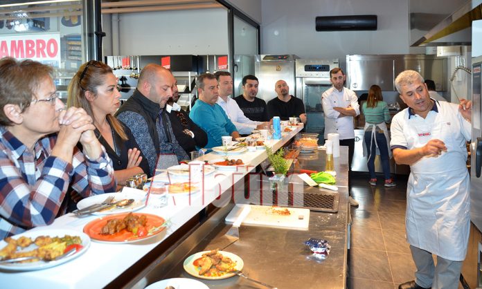 Alanya’nın tanınmış firmalarından olan Aykar Group tarafından Rational marka çok amaçlı fırının lansmanı Oba Mahallesi’ndeki mağazasında gerçekleştirildi.