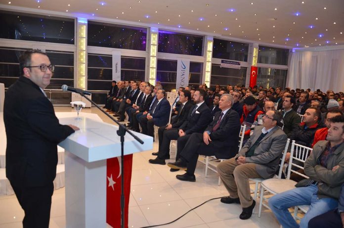 Kamburoğlu ustaları buluşturdu Kamburoğlu ustaları buluşturdu