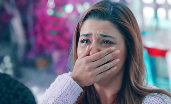 Hande Ercel'i yıkan ölüm Hande Erçel'i yıkan ölüm