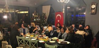 Nerdek Kafe, Alanya Kadınları Yardımlaşma Derneği'nin burs verdiği öğrencilere katkı amacı ile düzenlediği akşam çayı buluşmasına ev sahipliği yaptı.