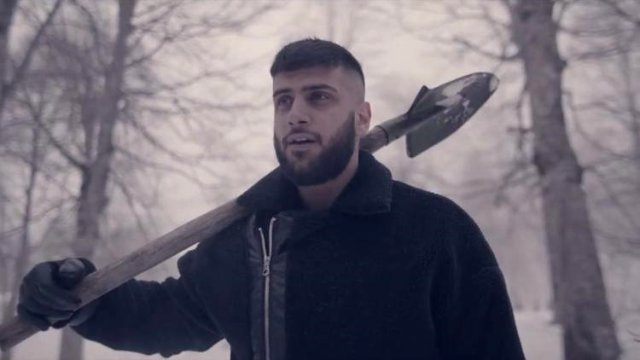 reynmen 'Derdim Olsun' şarkısı ile YouTube'ta rekor kıran sosyal medya fenomeni Reynmen, şarkıdan 120-130 bin lira kazandığını açıkladı.