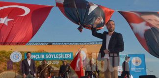 Alanya'ya gelen Diriliş Ertuğrul oyuncuları ALKÜ öğrencileri ile keyifli bir söyleşi gerçekleştirdi. Söyleşide konuşan Bakan Çavuşoğlu, "Maduro bir gün Müslüman olursam bu dizi sayesinde olacak dedi" diye konuştu.