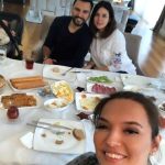 6 sene sonra barışan Demet Akalın ve Alişan, bir araya geldi. Akalın, çiftin evine giderek bebeklerini sevdi. 6 sene araları açılan ve geçtiğimiz günlerde televizyon programında barışan Alişan ve Demet Akalın bir araya geldi.