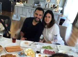 6 sene sonra barışan Demet Akalın ve Alişan, bir araya geldi. Akalın, çiftin evine giderek bebeklerini sevdi. 6 sene araları açılan ve geçtiğimiz günlerde televizyon programında barışan Alişan ve Demet Akalın bir araya geldi.