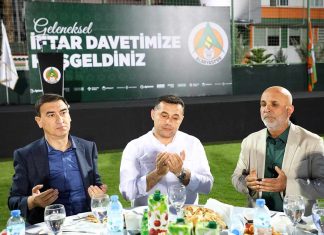 Aytemiz Alanyaspor Kulübü’nün düzenlediği geleneksel iftar davetinde turuncu yeşilli camia bir araya geldi