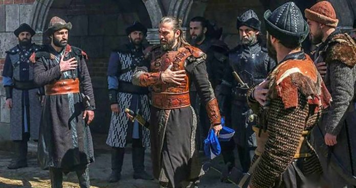 Diriliş Ertuğrul ekranlara veda ediyor. Dizinin devam serisinde yer almayacak olan başrol oyuncusu Engin Altan Düzyatan'dan veda paylaşımı geldi. Diriliş Ertuğrul ekranlara veda ediyor. Dizinin devam serisinde yer almayacak olan başrol oyuncusu Engin Altan Düzyatan'dan veda paylaşımı geldi.