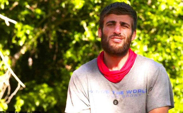 Milyonların takip ettiği Survivor'ın bu akşam yayınlanacak olan yeni bölümüne araba ödülü kavgası damga vurdu. Milyonların takip ettiği Survivor'ın bu akşam yayınlanacak olan yeni bölümüne araba ödülü kavgası damga vurdu.