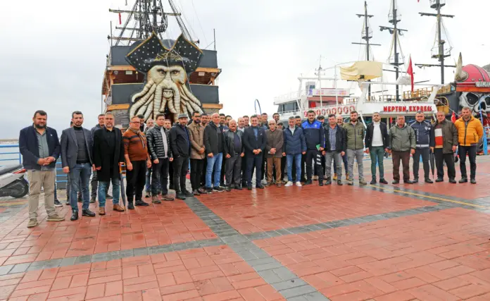 Adem Murat Yücel, teknecilerle buluştu