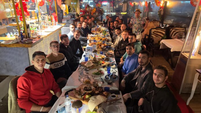Belediyespor akşam yemeği