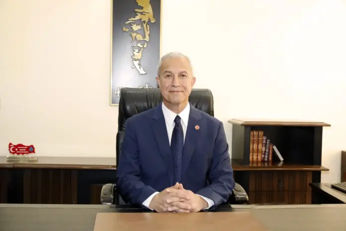 Osman Tarık Özçelik (1)