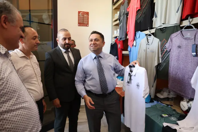 ALKÜ STORE BİRBİRİNDEN RENKLİ ÜRÜNLERLE AÇILDI (2)