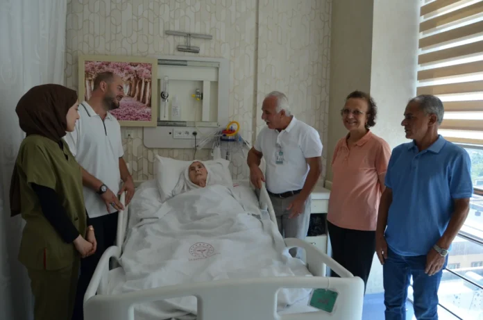 Mevlid-i Nebi Haftası'nda hastalara ziyaret