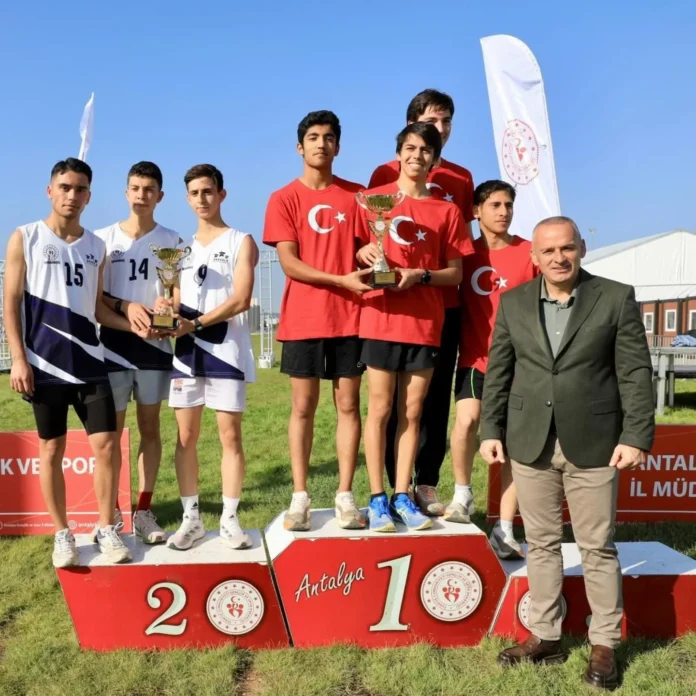 Alanya Sporcuları, Kros Ligi Grup birinciliğinde başarı gösterdi
